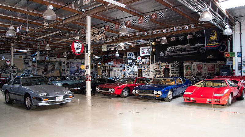 Illustration for article titled Here's How Jay Leno's Car Detailer Recommends You Clean Your Ride